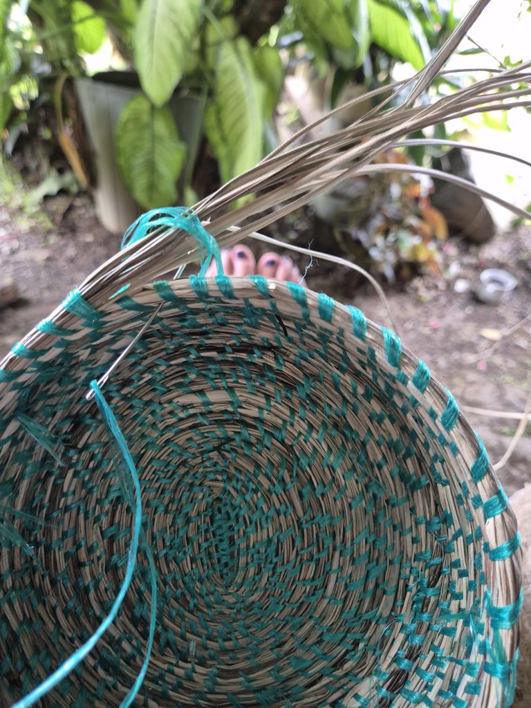 Radio Juntanza, acción y activismo ecofeminista en Colombia desde la escucha biocultural, las artes de mujeres y la justicia climática